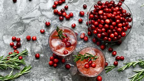 Cranberry Essential Oil: Tapping Into Its Magic Healing Properties